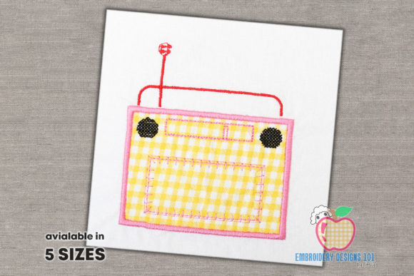 Retro Old Radio with Antenna Applique Review